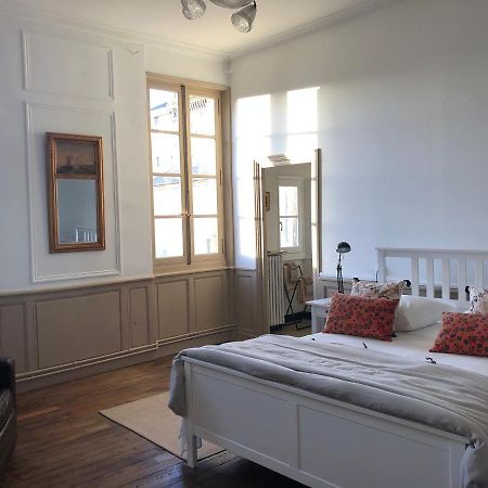 Beautifully Renovated Rooms On Place New York Angoulême Dış mekan fotoğraf
